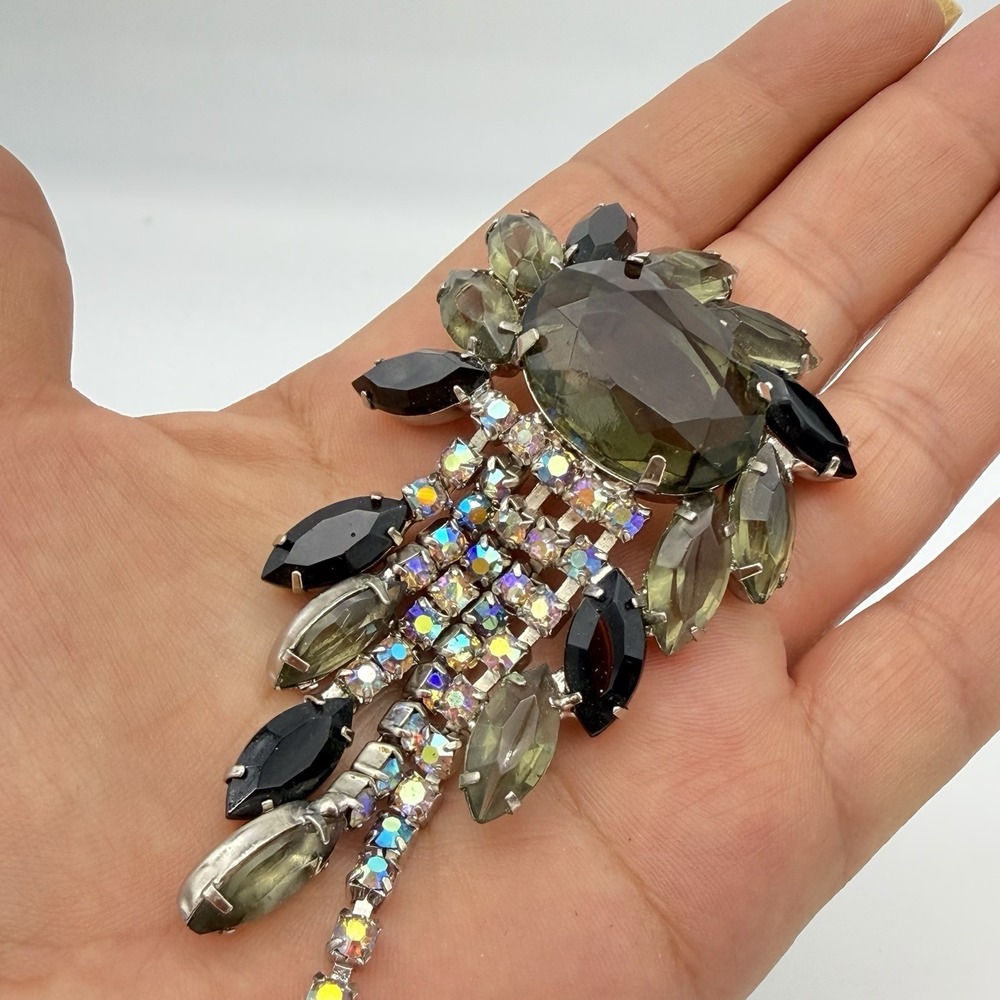 Vintage Unsigned Beauty Rhinestone Brooch Smoky Green Gray AB Dangle 4"